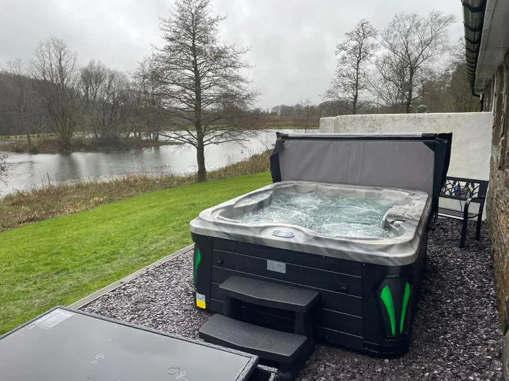 Hot Tub & Swim Spa Steps