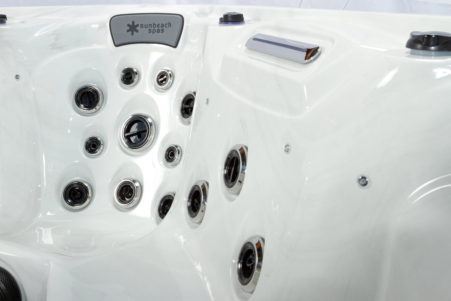 Olympiada - 7 Person Ultimate Hot Tub