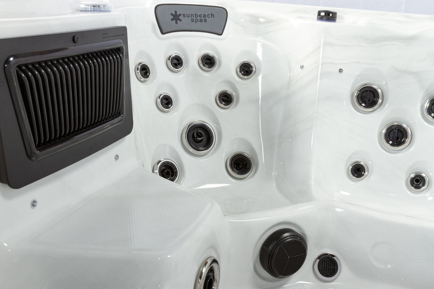 Olympiada - 7 Person Ultimate Hot Tub