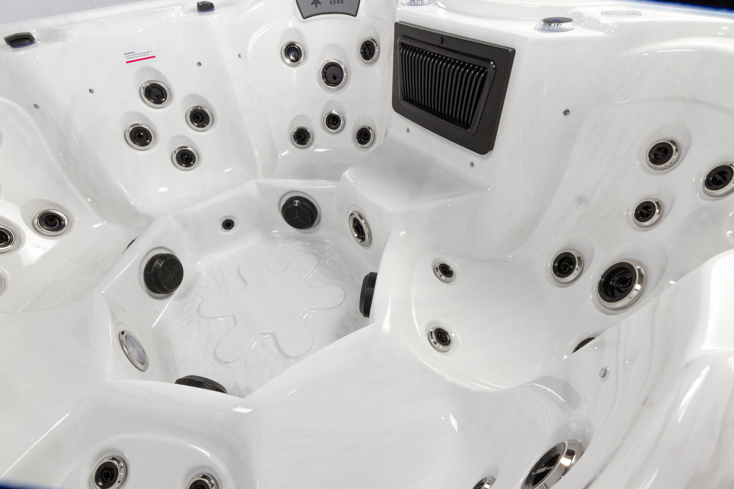Olympiada - 7 Person Ultimate Hot Tub