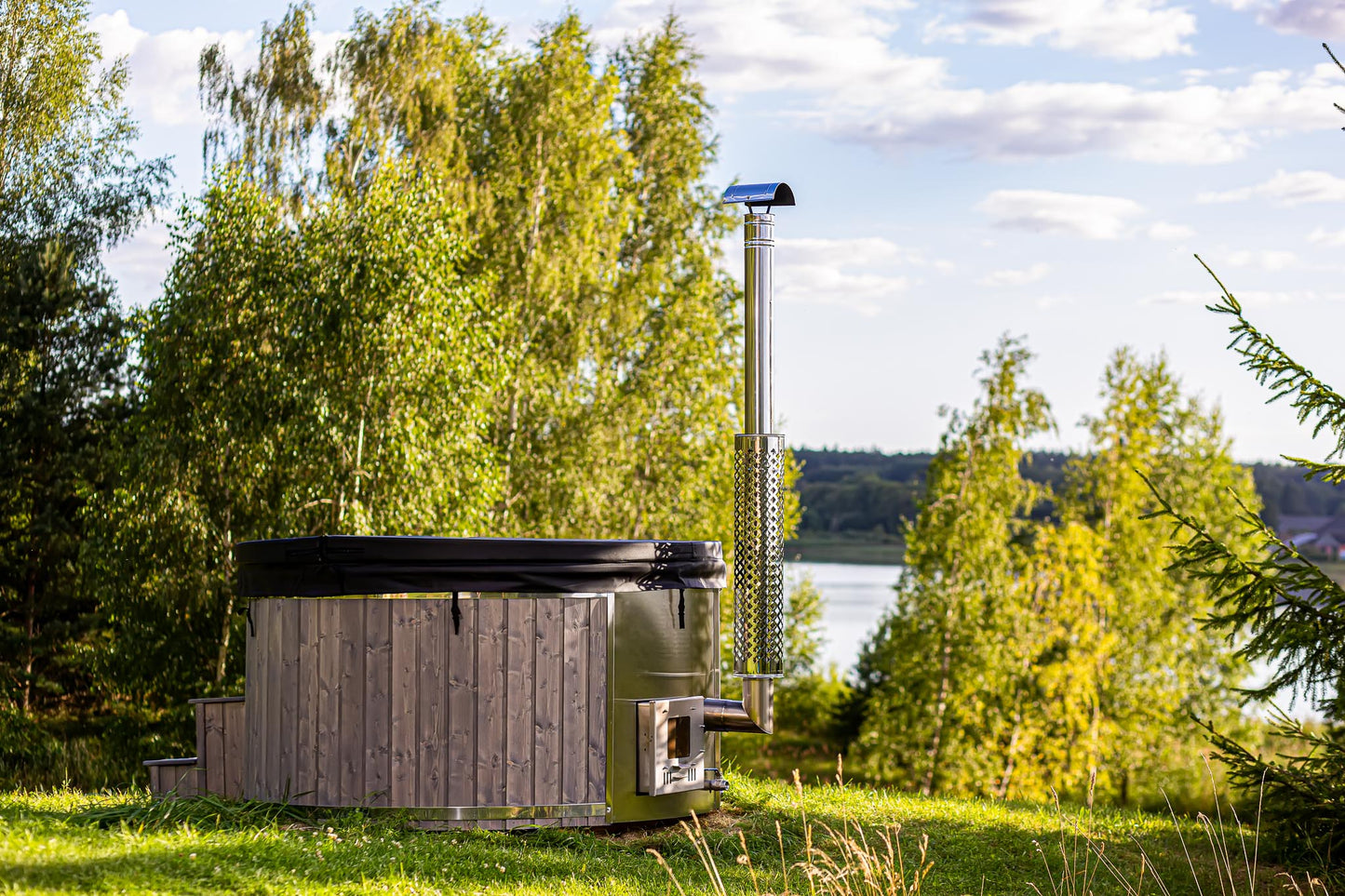 Deluxe Wood Fired Hot Tub Spa