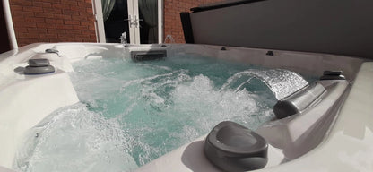 Imperial - 6 Person Premium Hot Tub Spa