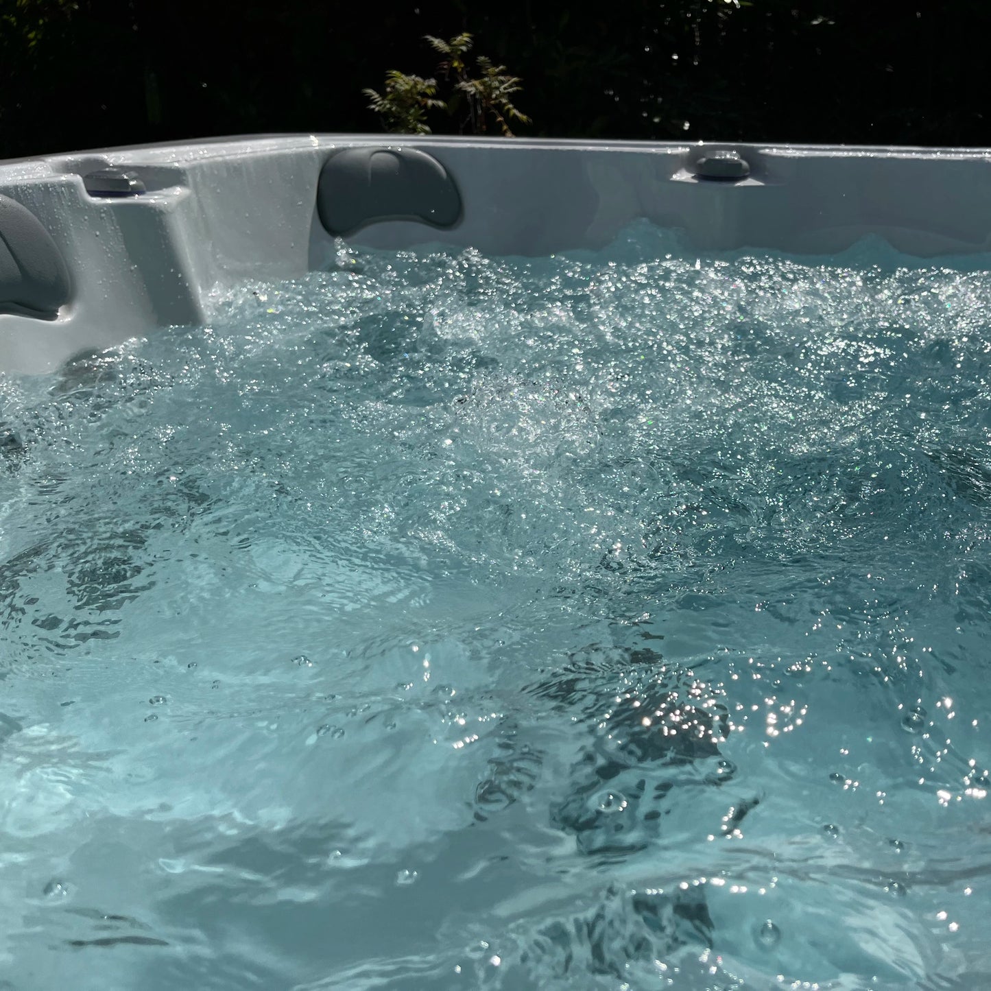 RX-562 Heatwave - 6 Person Hot Tub Oasis Spas