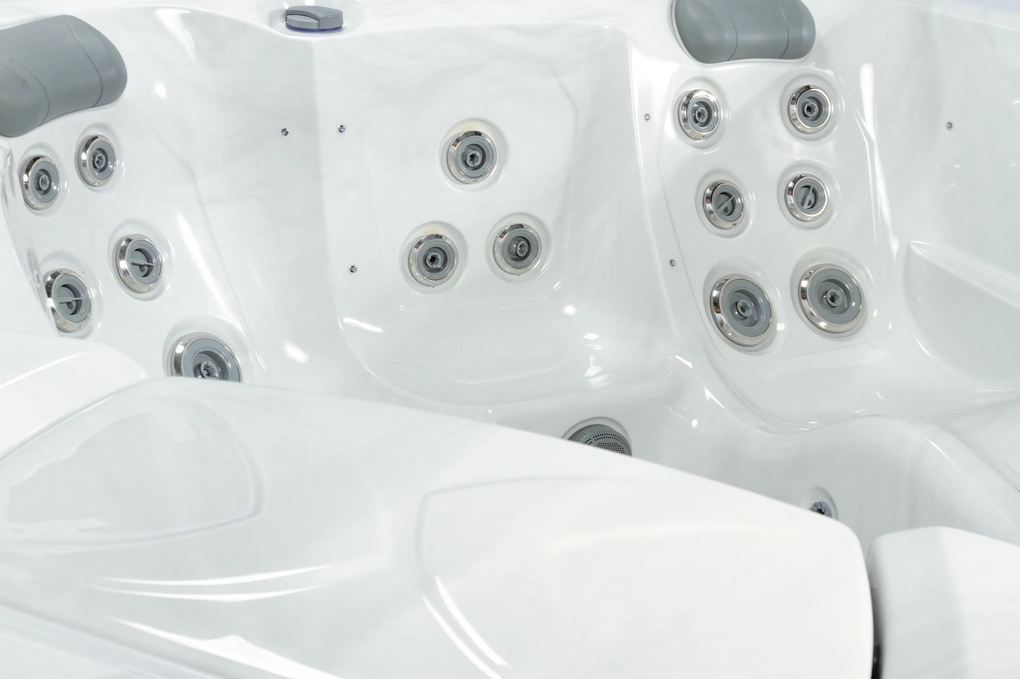 Alicante - 5 Person Plug and Play Hot Tub