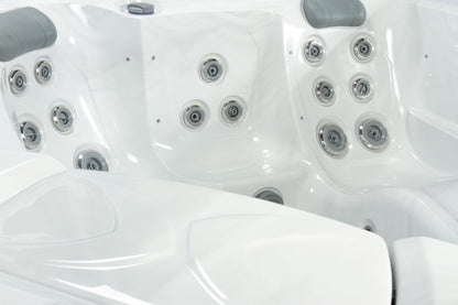Alicante - 5 Person Plug and Play Hot Tub