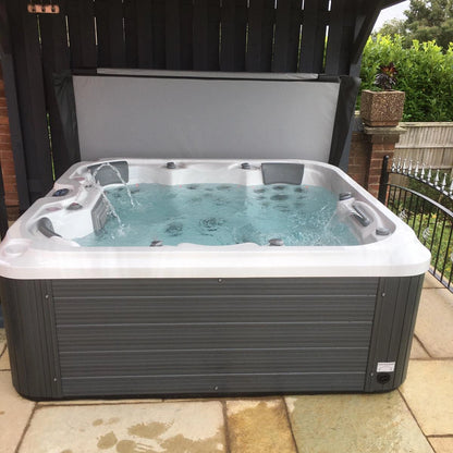 Imperial - 6 Person Premium Hot Tub Spa