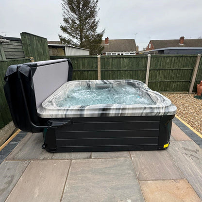 Sunstorm Aurora - 5 Person Plug and Play Hot Tub