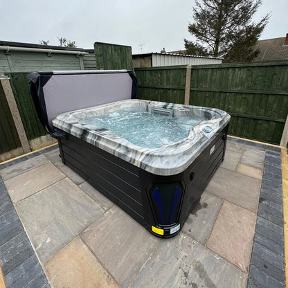 Sunstorm Aurora - 5 Person Plug and Play Hot Tub